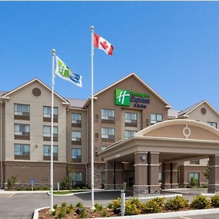 Holiday Inn Express & Suites New Liskeard Exterior foto